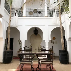 3* Riad Sin